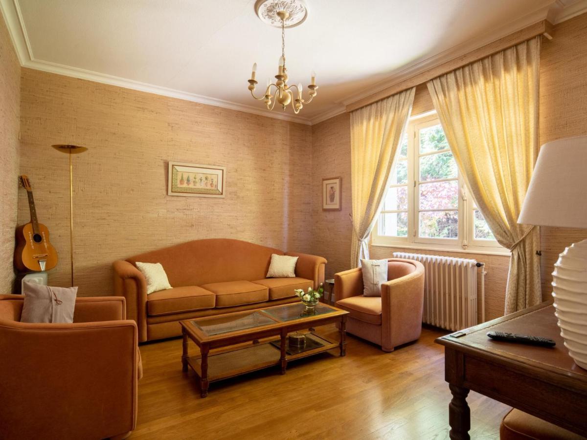 Quaint Holiday Home In Payzac With Garden Екстериор снимка