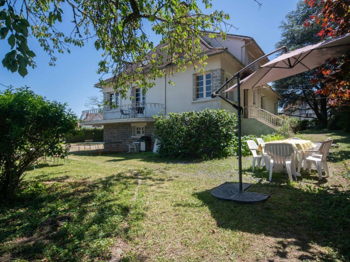 Quaint Holiday Home In Payzac With Garden Екстериор снимка